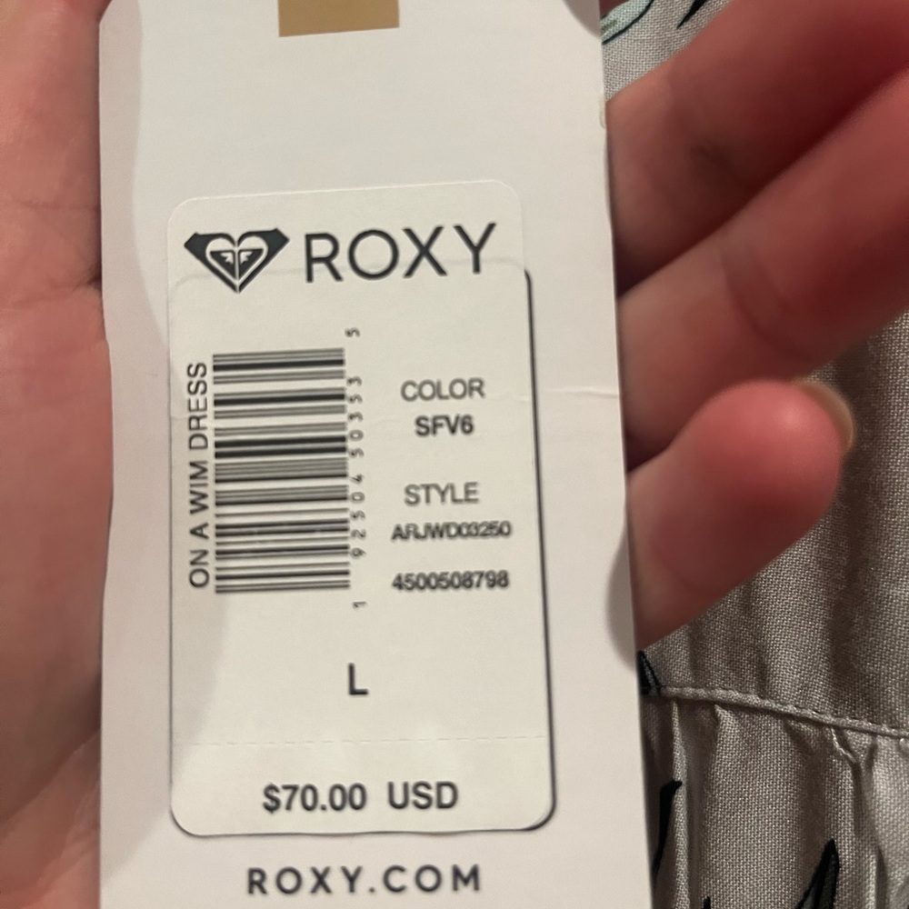 Women’s Roxy Dress - Picture 4 of 5